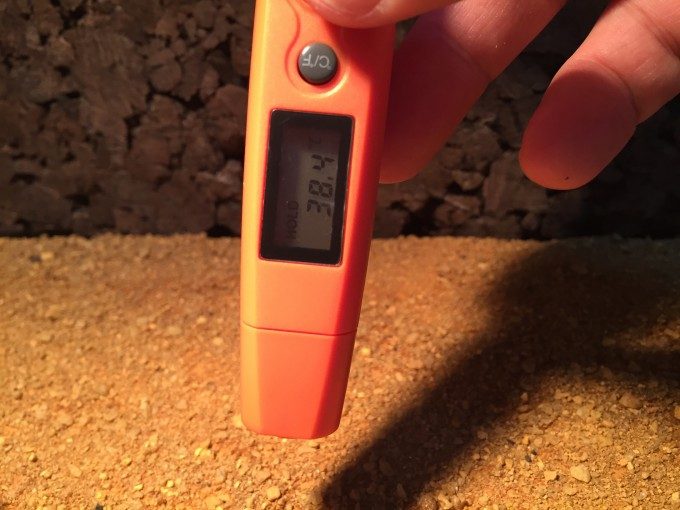 床の温度を測る