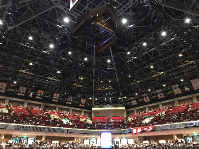 両国国技館の枡席 マス席 でプロレス観戦 Hobbyist Garage